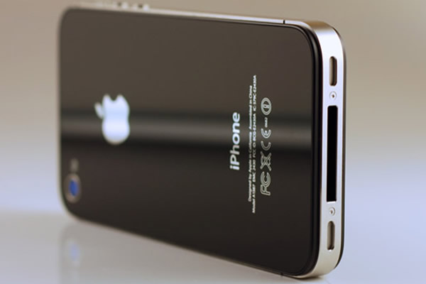 EL iPhone 5 tendria un conector mas pequeño de 19 pines
