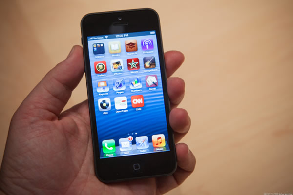 Apple venderá 58 millones del iPhone 5 hasta finales de año, según las previsiones